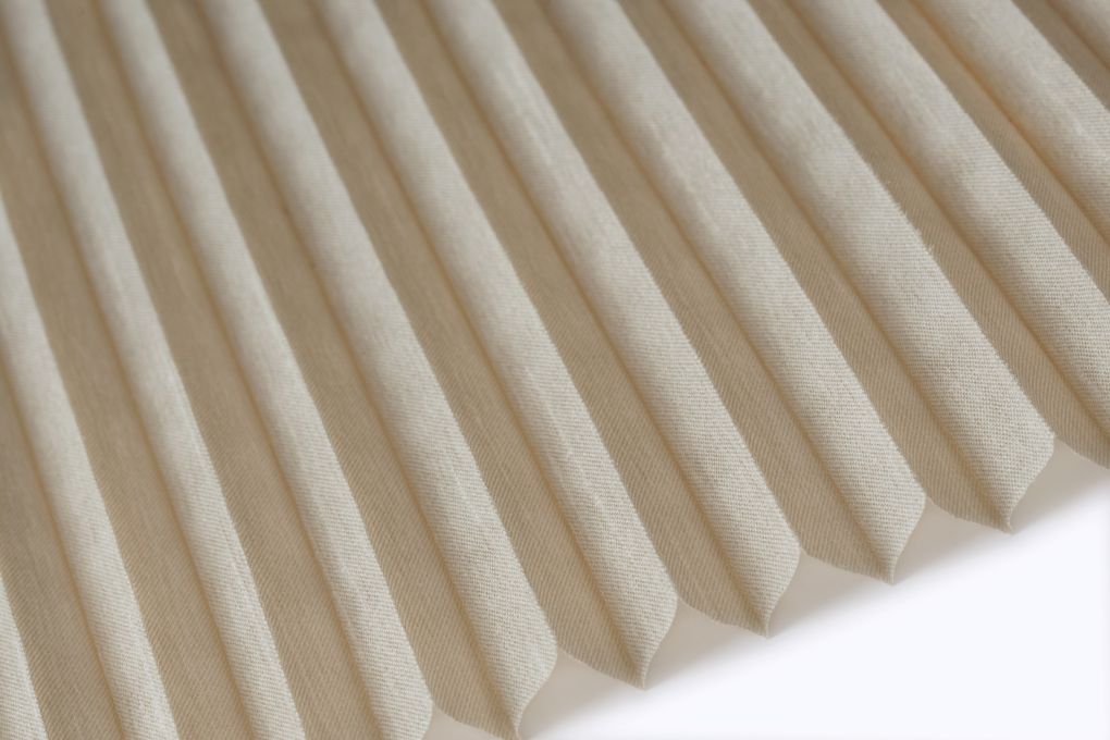 2502 Ivory