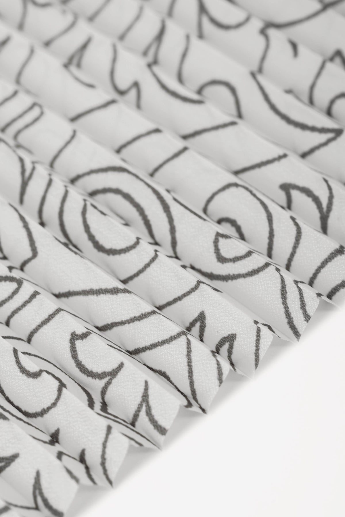 P01 Arabesque