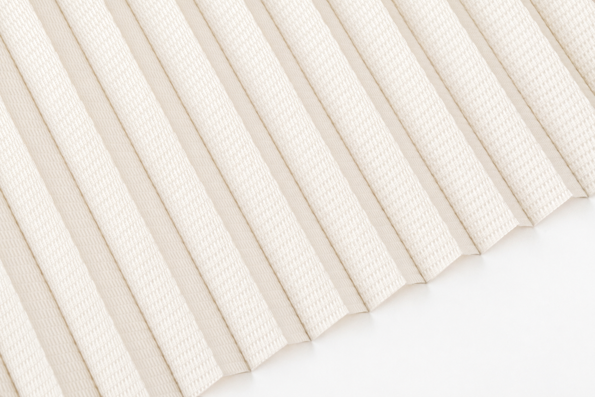1101 Off White